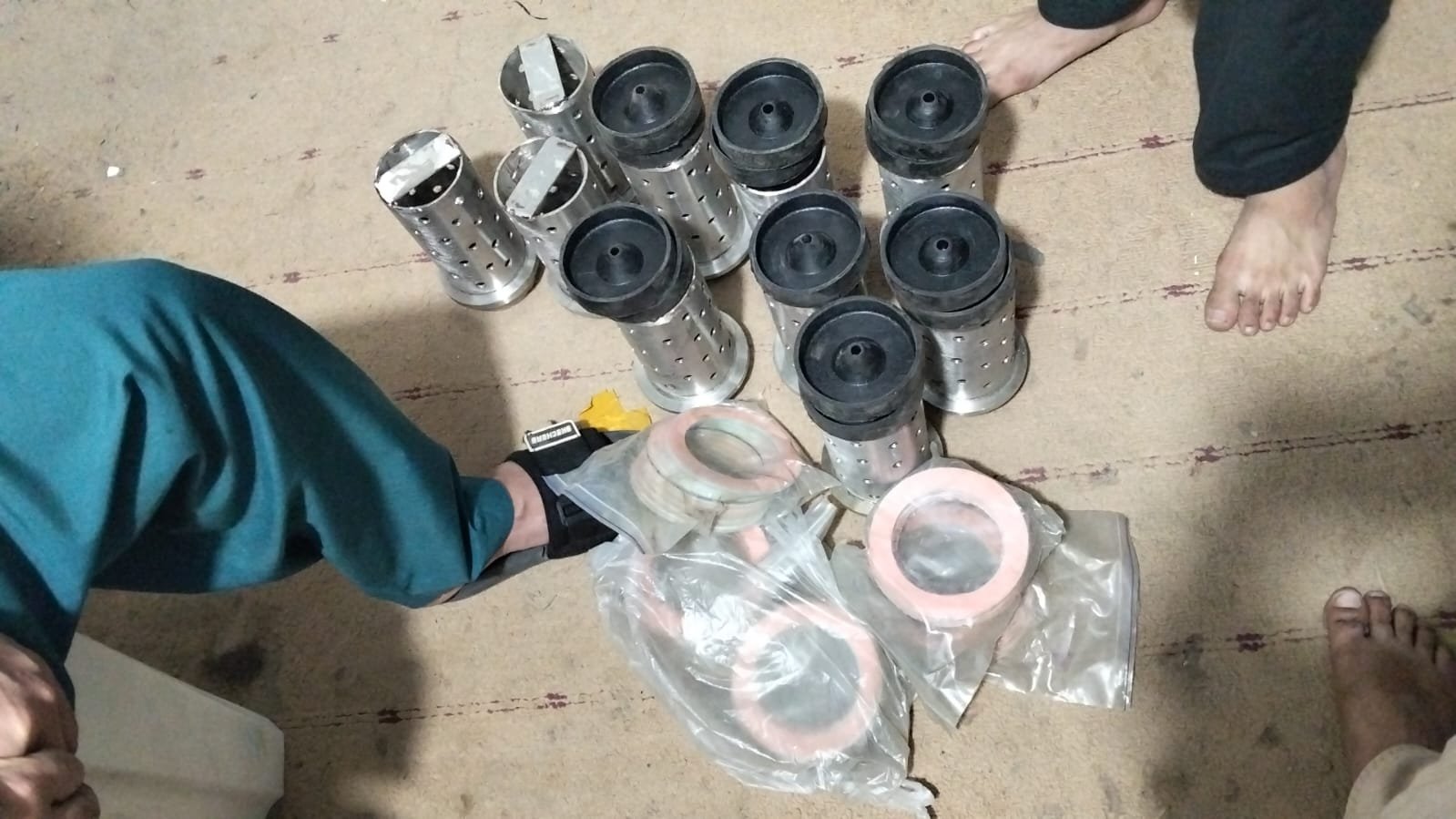 Rubber bases fitted to casting flasks - AHMAD ENGINEERING WORKS, Lahore Pakistan